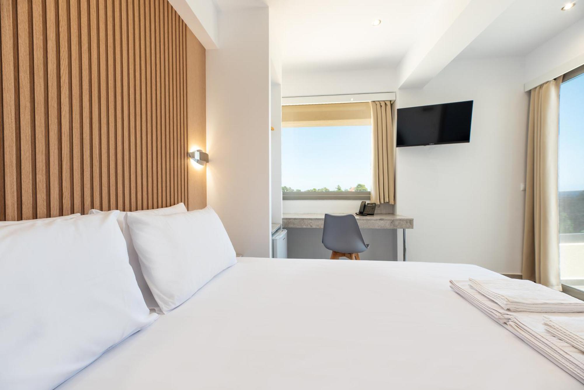 Airscape Hotel Free Shuttle From Athen'S Airport 아르테미다 외부 사진