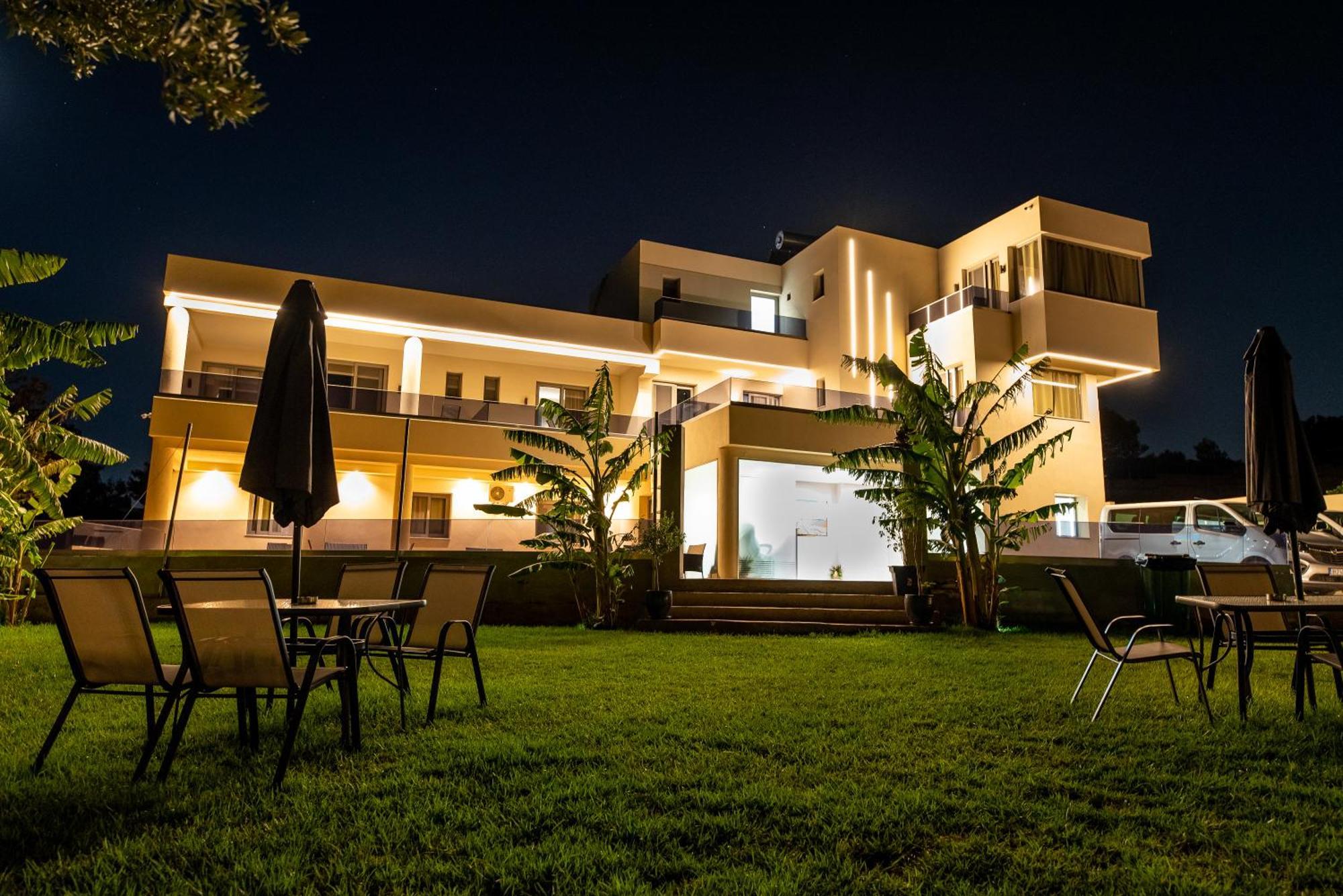 Airscape Hotel Free Shuttle From Athen'S Airport 아르테미다 외부 사진